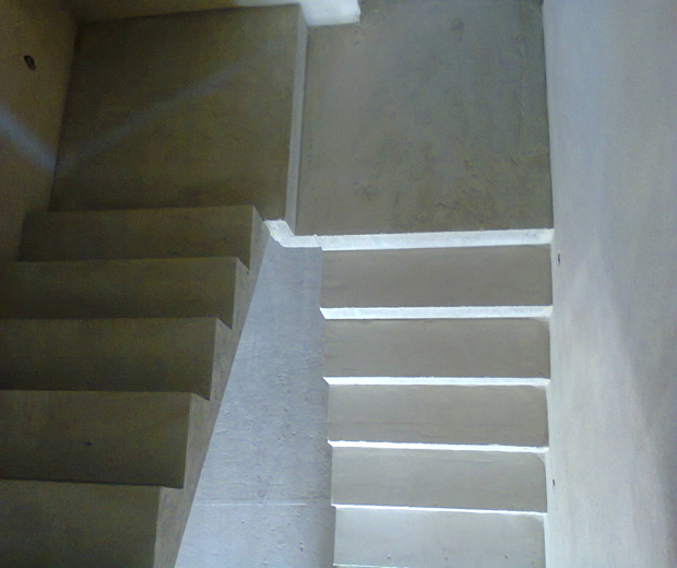 Монолитная бетонная лестница №6